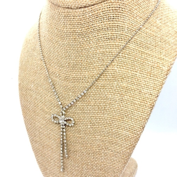 3/$30 BOW RIBBON RHINESTONE SILVER TONE DAINTY NECKLACE - Picture 5 of 10